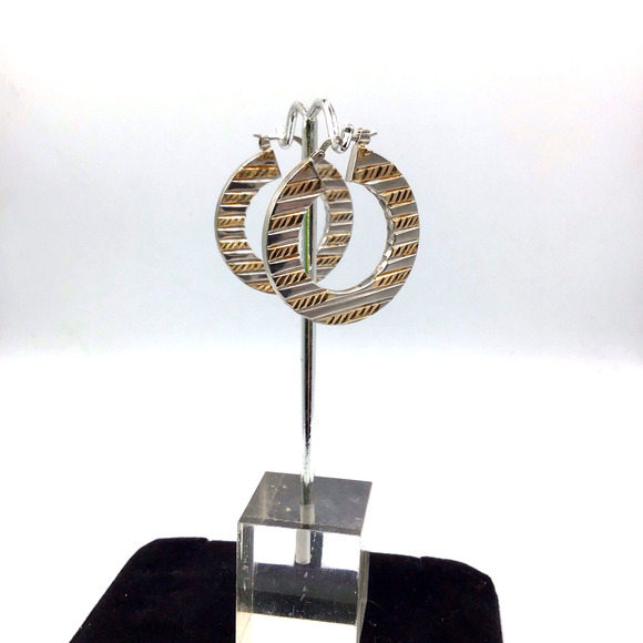 Sterling Silver Two Tone Textured Hoop Earrings 4.6g Polished Striped Design - Picture 14 of 14